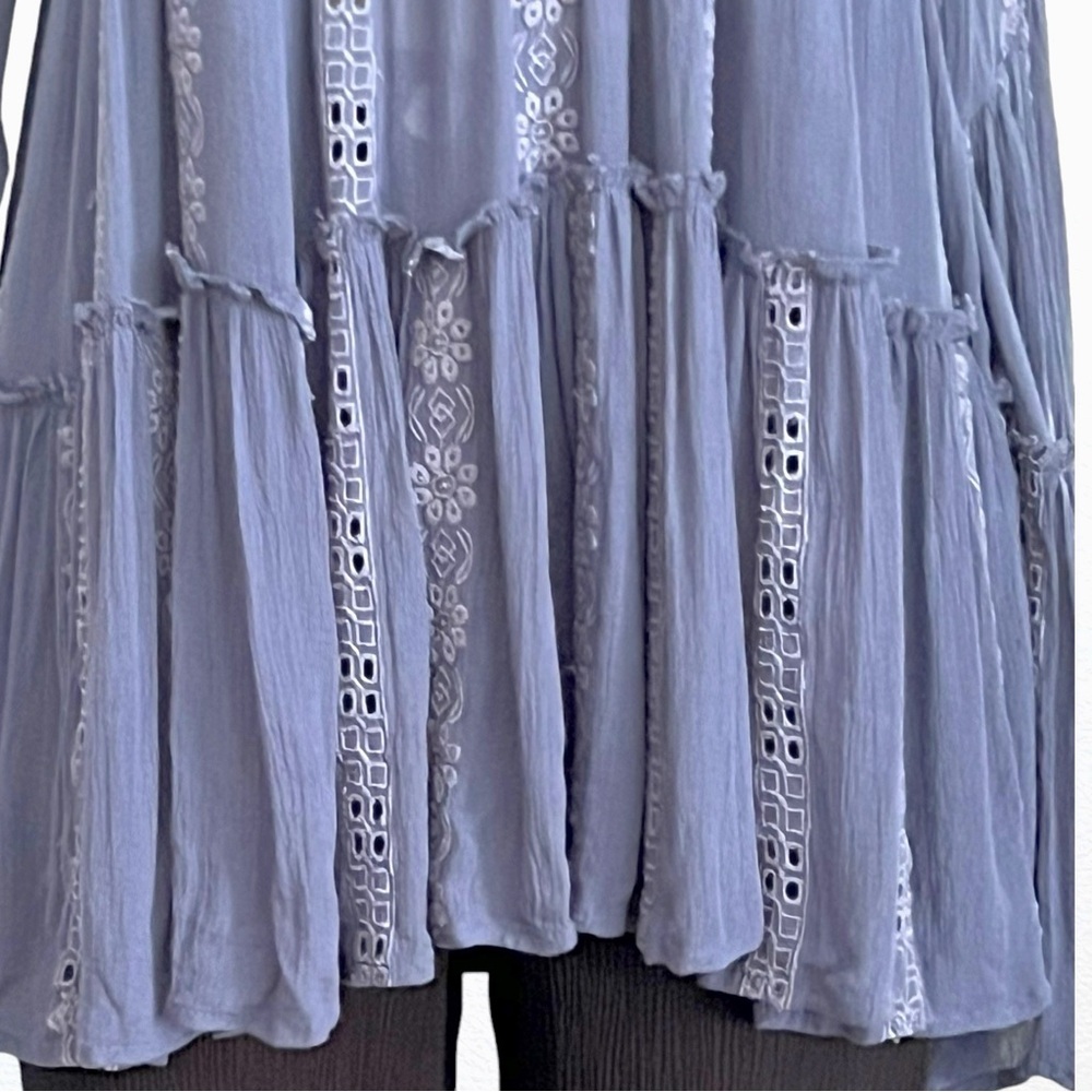 NEW Free People Kiss Kiss Eyelet Lace Ruffle Tunic Navy SZ XS - Picture 6 of 13